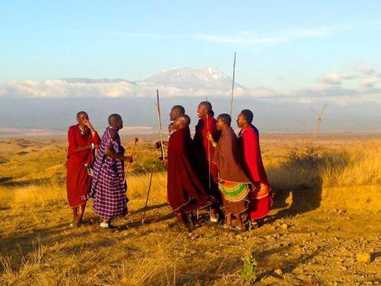Osiligilai Maasai Lodge Sanya Juu 外观 照片