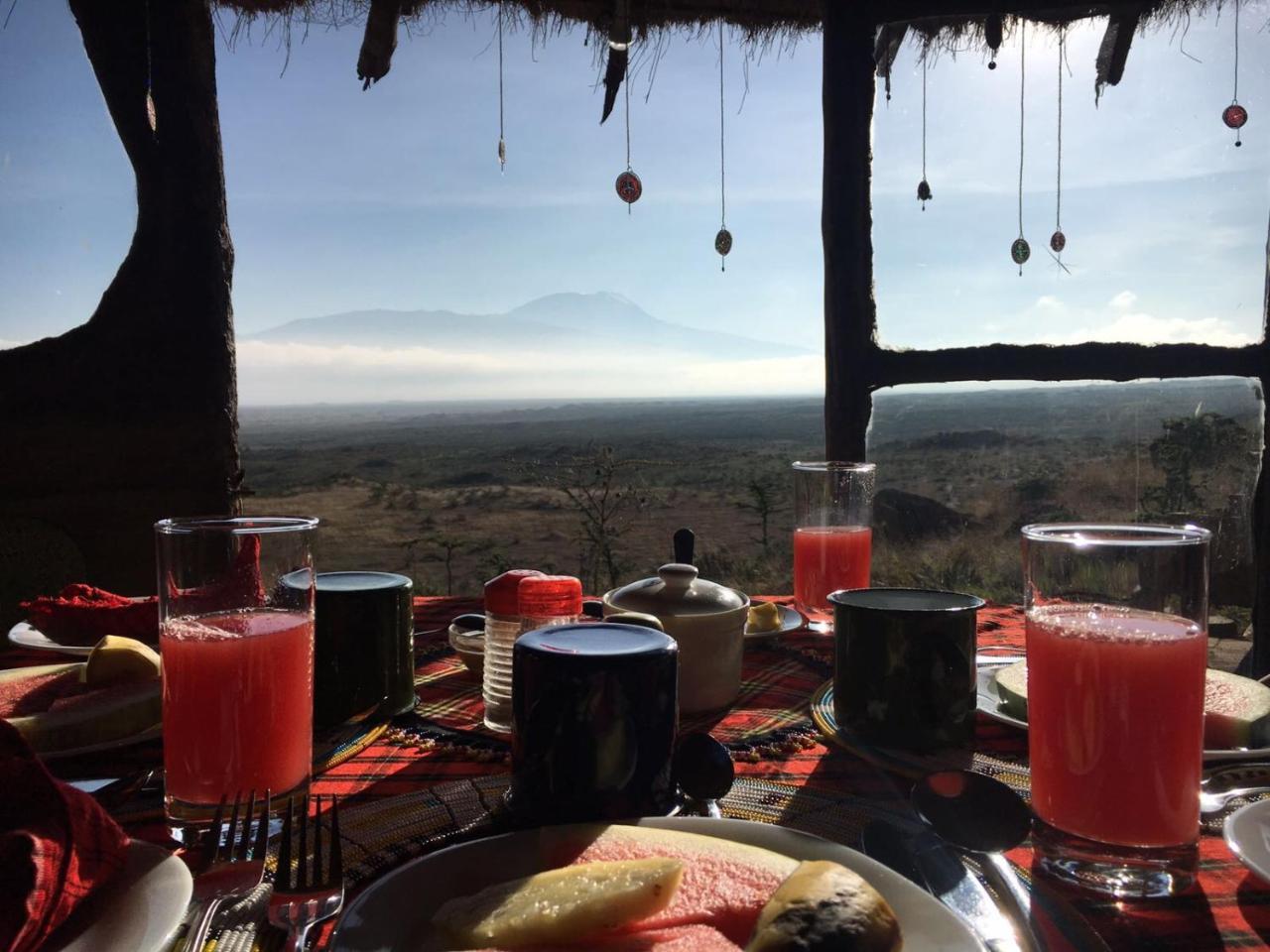 Osiligilai Maasai Lodge Sanya Juu 外观 照片