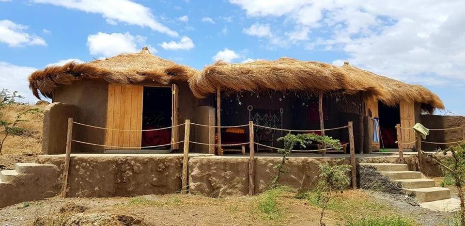 Osiligilai Maasai Lodge Sanya Juu 外观 照片